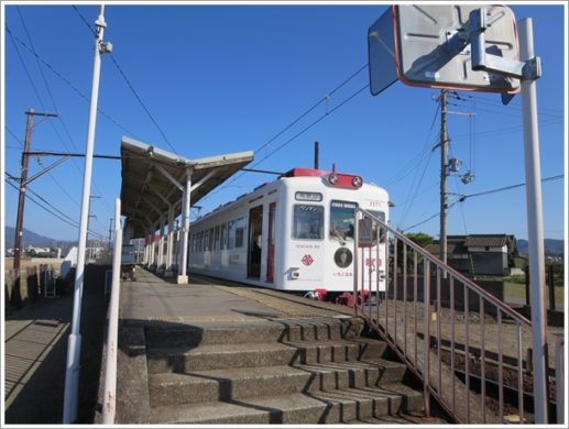 甘露寺前駅といちご電車